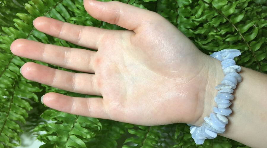 Náramek na ruku chalcedon