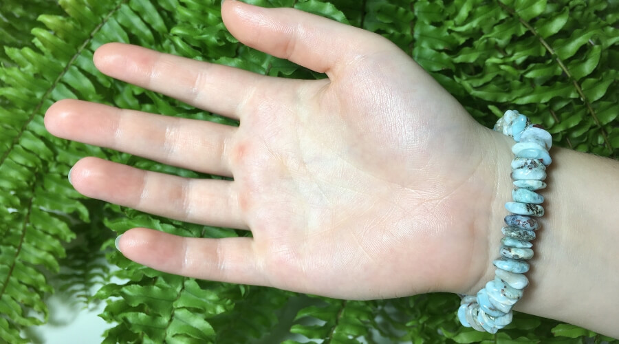 Náramek na ruku larimar