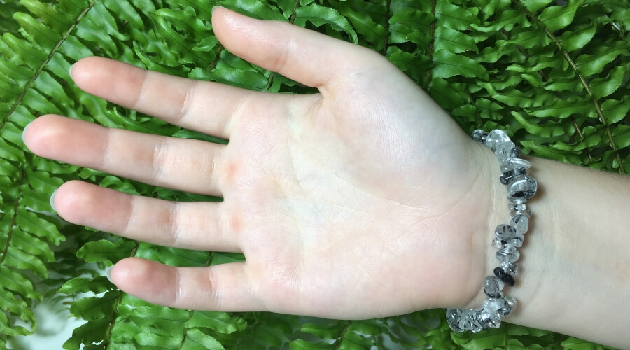 Náramek na ruku křišťál s turmalínem