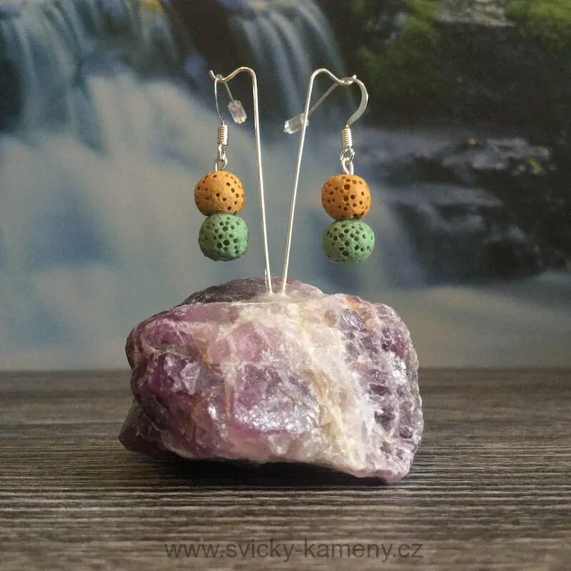 NÁUŠNICE Z KORÁLKŮ LÁVOVÉ KAMENY BAREVNÉ 8mm