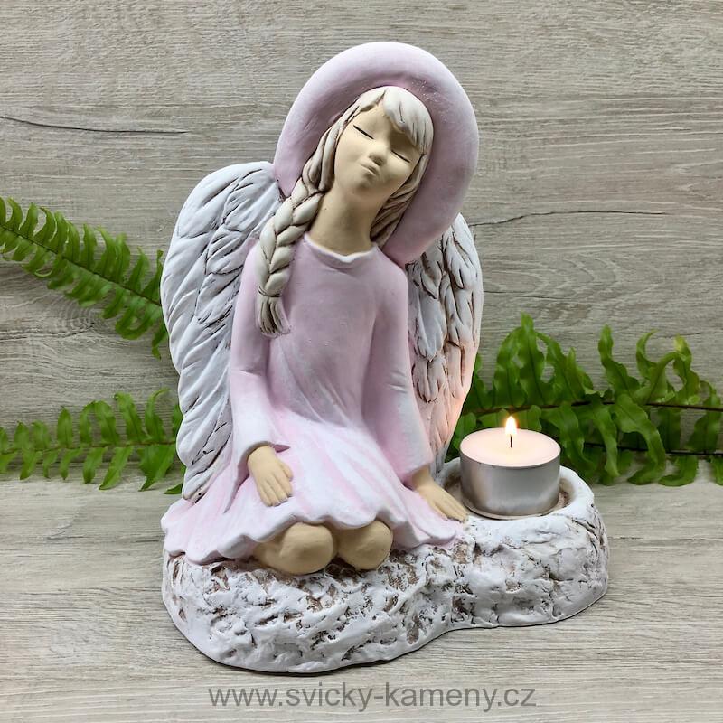 ANDĚL SEDÍCÍ FIGURKA 210 mm RŮŽOVÝ se stojanem na svíčku