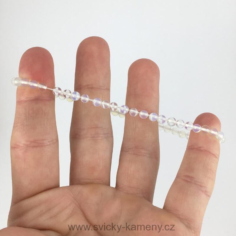 NÁRAMEK Z KORÁLKŮ - OPALIT 4mm