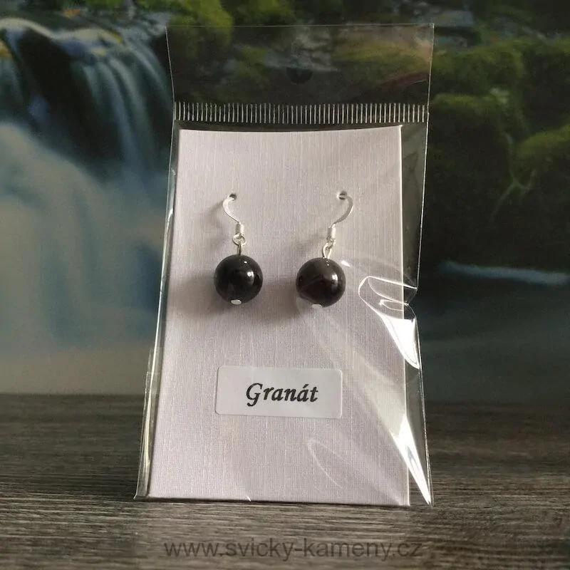 NÁUŠNICE Z KORÁLKŮ GRANÁT 10mm