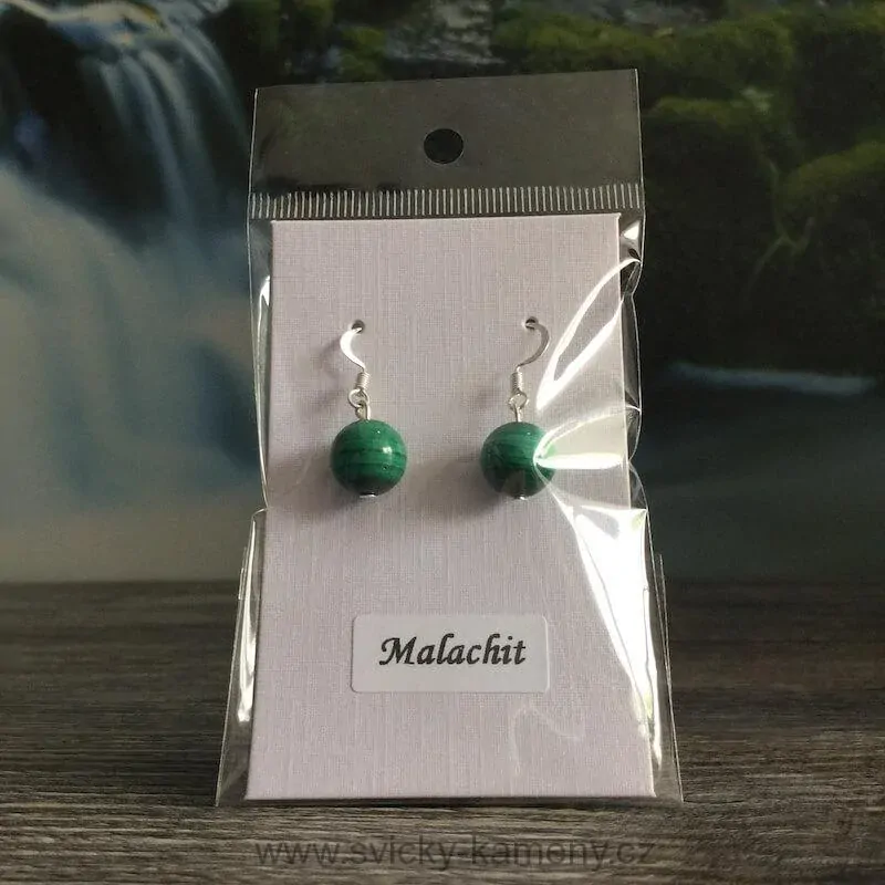NÁUŠNICE Z KORÁLKŮ MALACHIT 10mm
