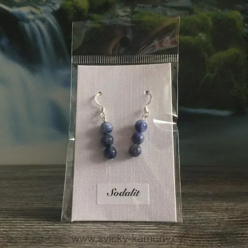 NÁUŠNICE Z KORÁLKŮ SODALIT 6mm