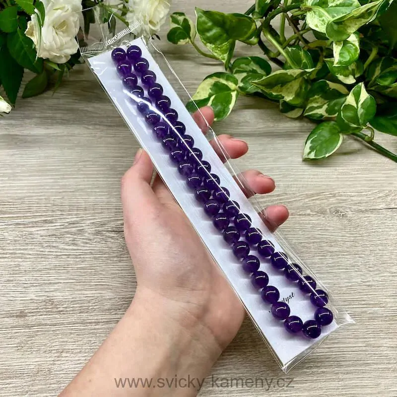 NÁHRDELNÍK Z KORÁLKŮ - AMETYST 10mm