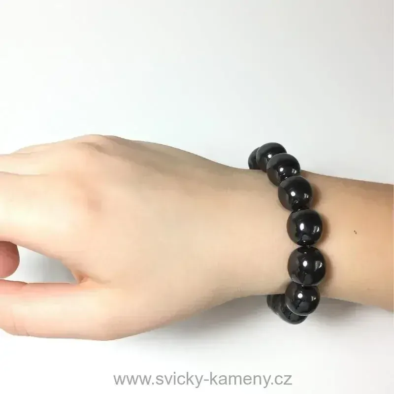 NÁRAMEK Z KORÁLKŮ - TROMLOVANÝ HEMATIT 