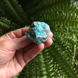 CHRYZOKOL MALACHIT surový kámen velikost 44 x 30 x 31 mm, 47g.